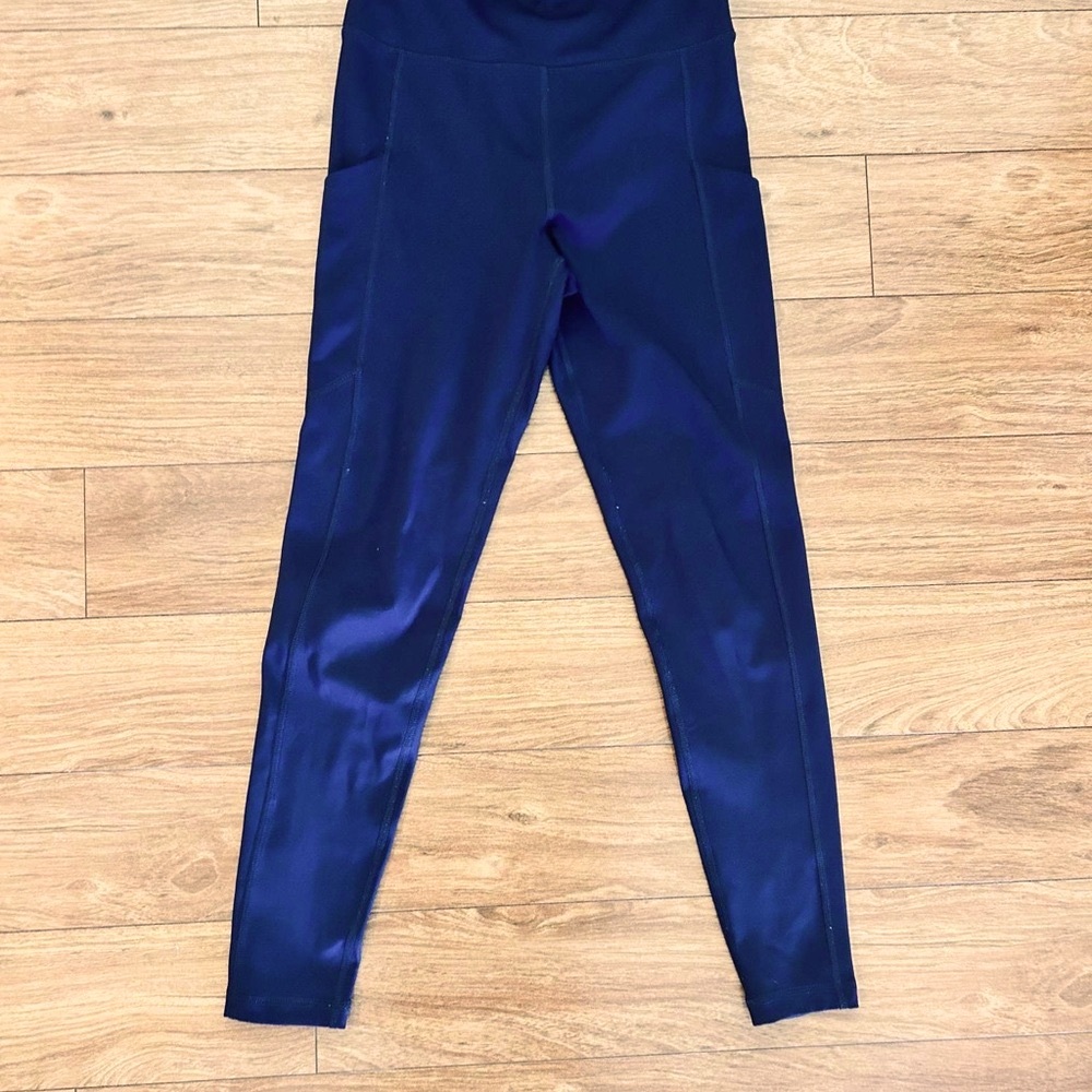 American Eagle - The Everything Pocket Legging in Navy, size medium